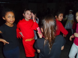 mini_anges-and-demons-fetes-des-enfants-5a8f0dda9b061.jpg