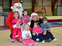 mini_le-pere-noel-et-nos-baby-54b3ae46c358b.jpg