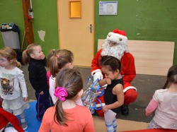 mini_le-pere-noel-et-nos-baby-54b3aead70c98.jpg